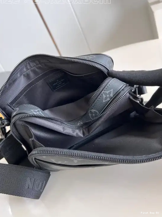 First bag VUITTON LOUIS cm Alpha-24*16*8 Nano 0507
